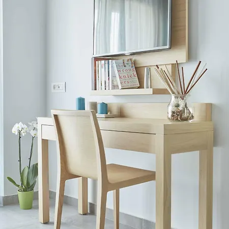 Mystery Luxury Apart-hotel 4*