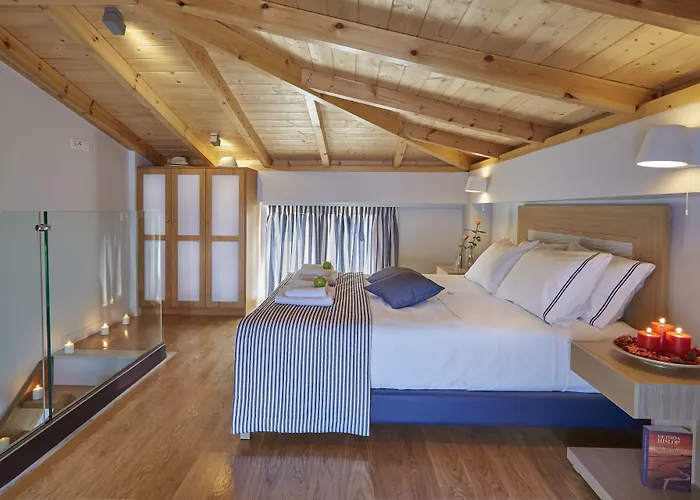 Mystery Luxury 4* Skiathos Town