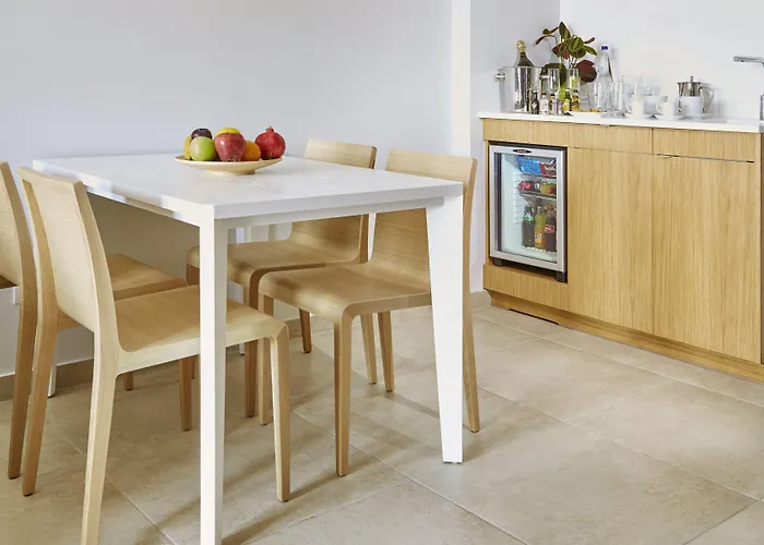 Aparthotel Mystery Luxury Skiathos Town