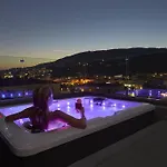 Mystery Luxury Lägenhetshotell 4*