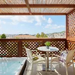 Mystery Luxury 4*