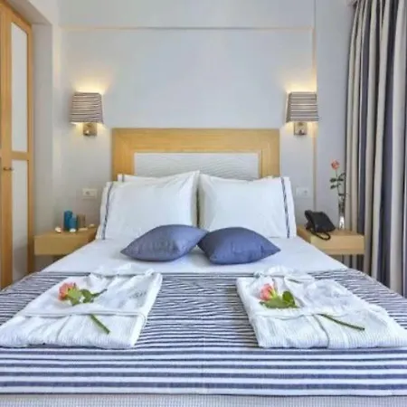 Mystery Luxury 4* Skiathos by