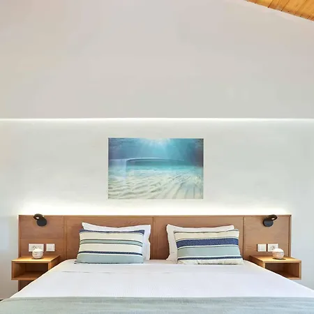 Mystery Luxury 4* Skiathos by
