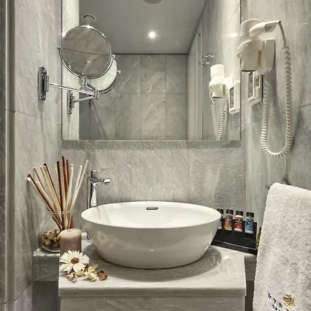 Mystery Luxury Skiathos