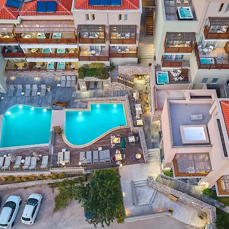Mystery Luxury Skiathos stad