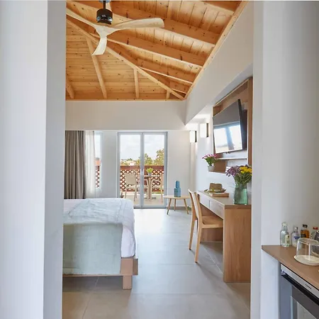 Mystery Luxury 4* Skiathos stad