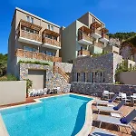 Mystery Skiathos Luxury Residence Apartmanhotel