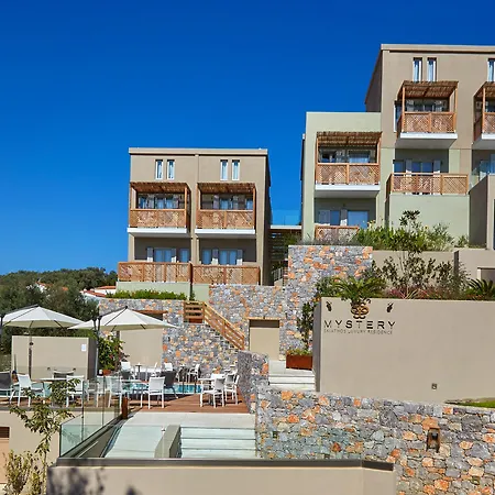 Mystery Luxury Aparthotel