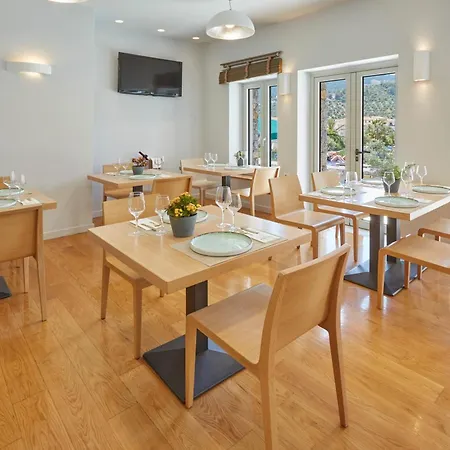 Aparthotel Mystery Luxury Skiathos Town