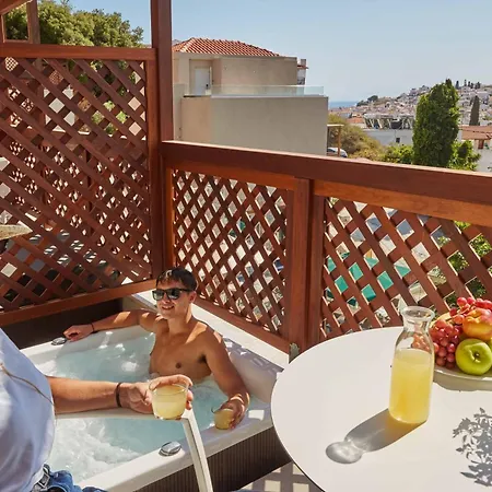 Mystery Skiathos Luxury Residence Apartmanhotel