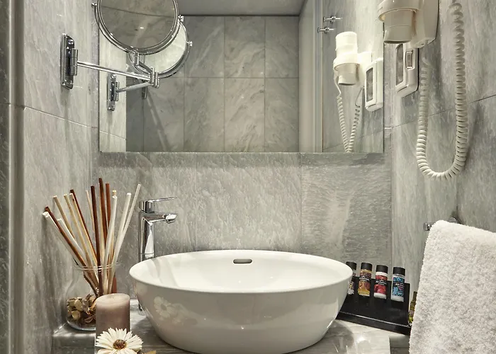 Mystery Luxury Skiatos